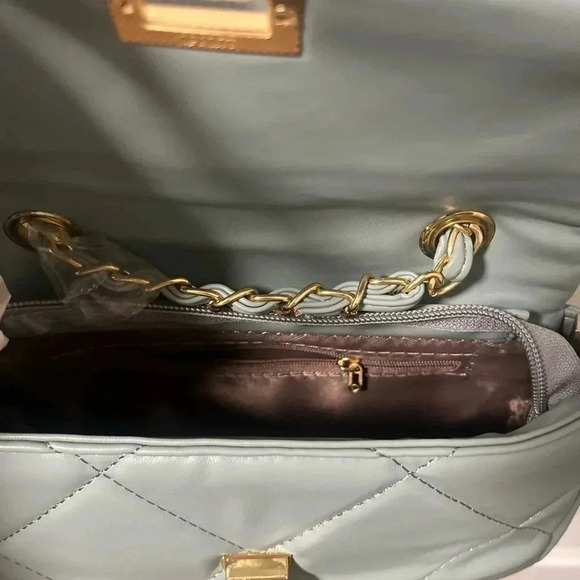 New Dusty Blue Rectangular Quilted Chain Strap Clasp Bag - Picture 7 of 8